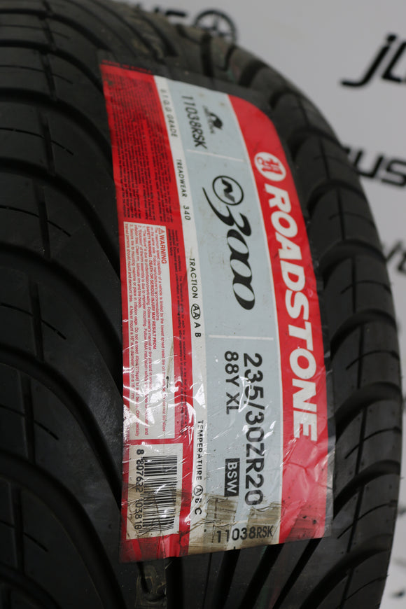 Pneus Novos Roadstone 235/30R20 (Dot12) - Oferta de Montagem/Envio