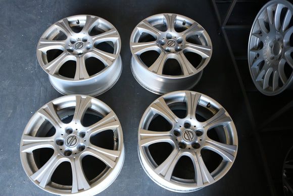 Jantes Nissan 17 5x114.3 7 ET35 -  Fazemos Montagem*/ Envio**
